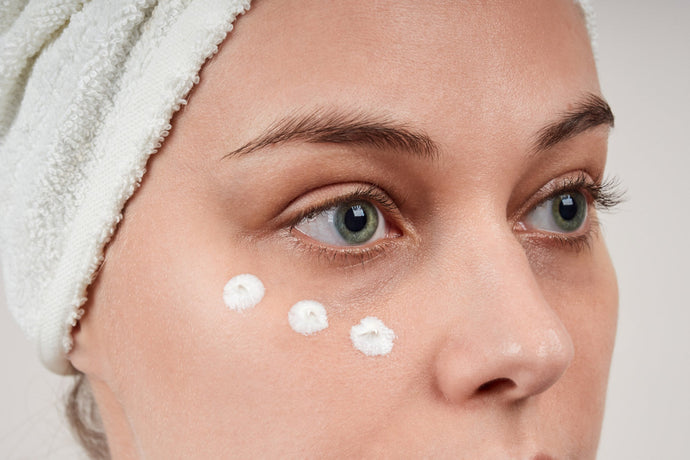 Eye Cream Before or After Moisturizer: Which Goes First?
